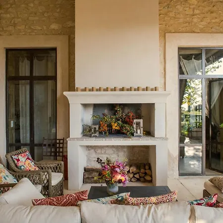 Clos Saint Estève Bed and breakfast